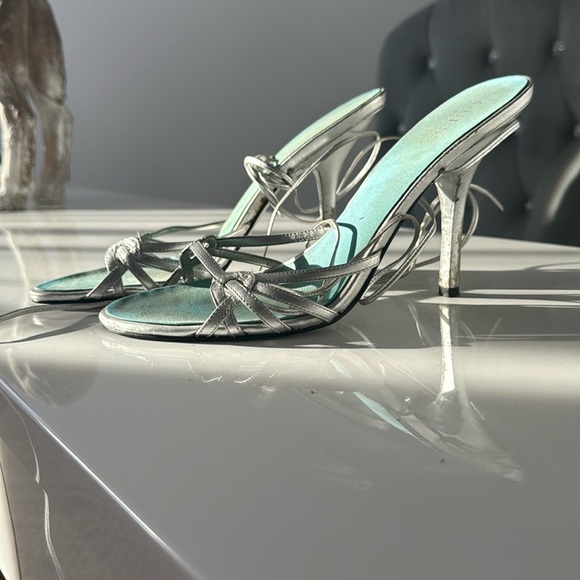 Guess tie up heels - Picture 1 of 5